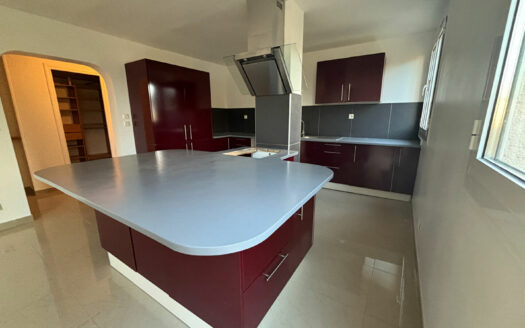 À vendre Appartement Rouen T3 avec cave et option garage.