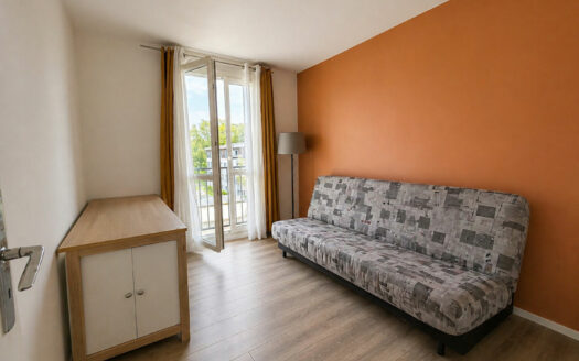 À vendre appartement Maromme 3 pièces 2ème étage avec cave.