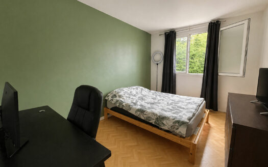 À vendre appartement Maromme 3 pièces 2ème étage avec cave.