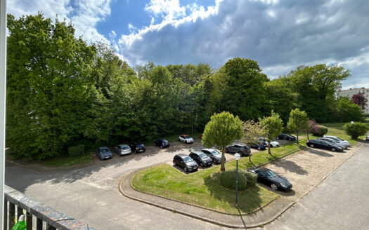 À vendre appartement Maromme 3 pièces 2ème étage avec cave.