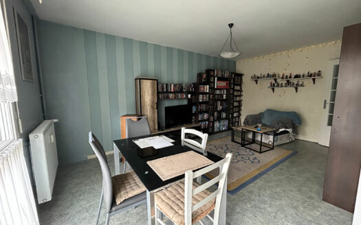 A Vendre investissement Appartement Maromme T2, balcon et parking, vendu loué