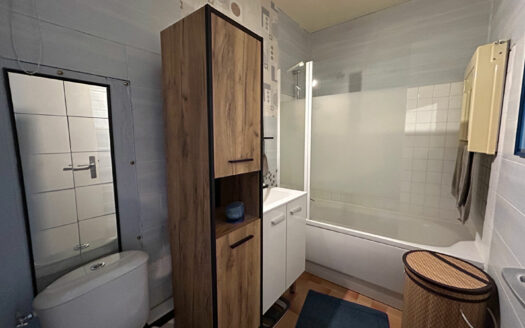 A Vendre investissement Appartement Maromme T2, balcon et parking, vendu loué