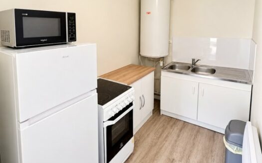 A LOUER - Studio meublé de 24m² avec parking - ROUEN Rive Gauche