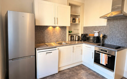 A LOUER - Appartement F3 de 81m² avec balcon et cave - ROUEN Quartier SAINT-MARC