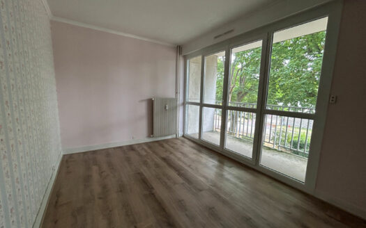 A vendre MONT SAINT AIGNAN Parc de la Scie  F4