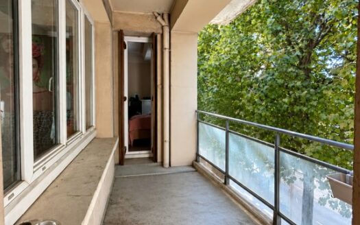 A LOUER - F3 de 75m² avec deux balcons - ROUEN