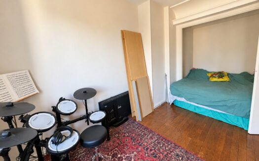 A LOUER - F3 de 75m² avec deux balcons - ROUEN