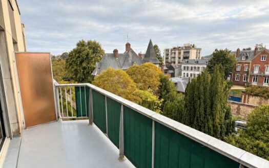 A LOUER - T1 DE 33.61M² - AVEC PARKING BOX ET BALCON - ROUEN