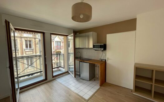 A LOUER - STUDIO de 20m2 avec balcon - ROUEN SAINT MARC