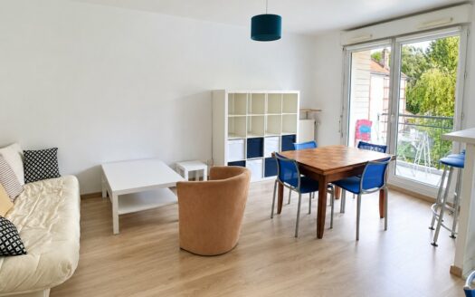 A LOUER F2 meublé de 45m2 avec balcon et parking - ROUEN