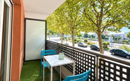 A LOUER - APPARTEMENT T2 - BALCON ET PARKING - ROUEN ST-MARC