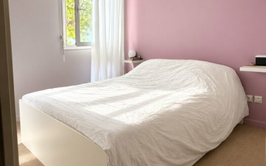A LOUER - APPARTEMENT T2 - BALCON ET PARKING - ROUEN ST-MARC