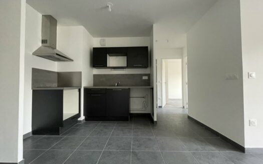 F3 de 68m² - ROUEN - parking - balcon - PINEL