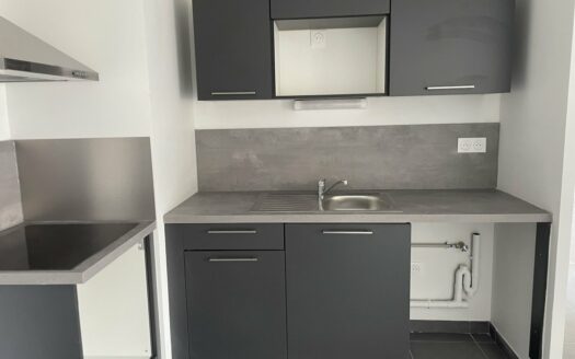F3 de 68m² - ROUEN - parking - balcon - PINEL